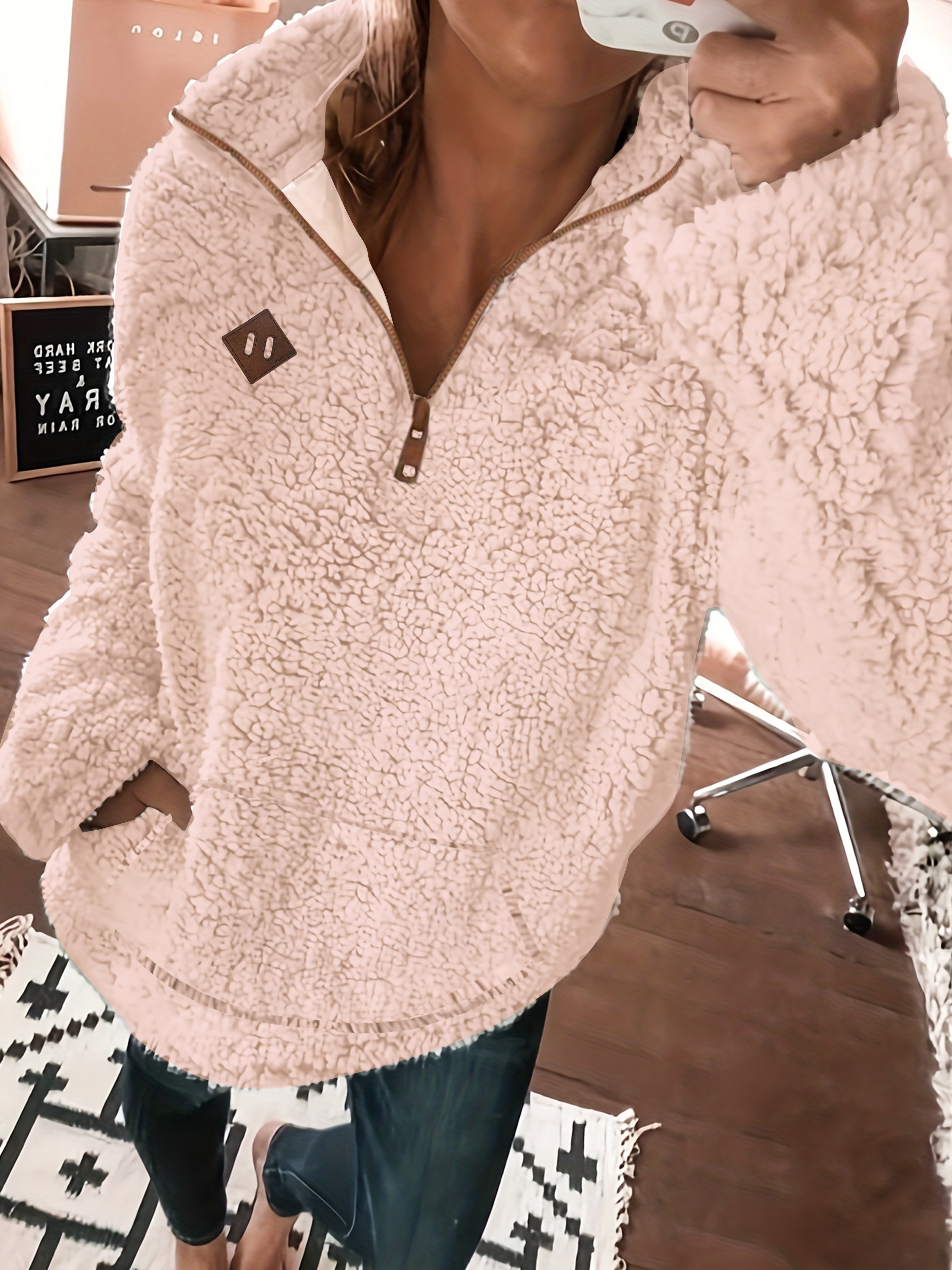 Felicja | Sweter Teddy z Zamkiem