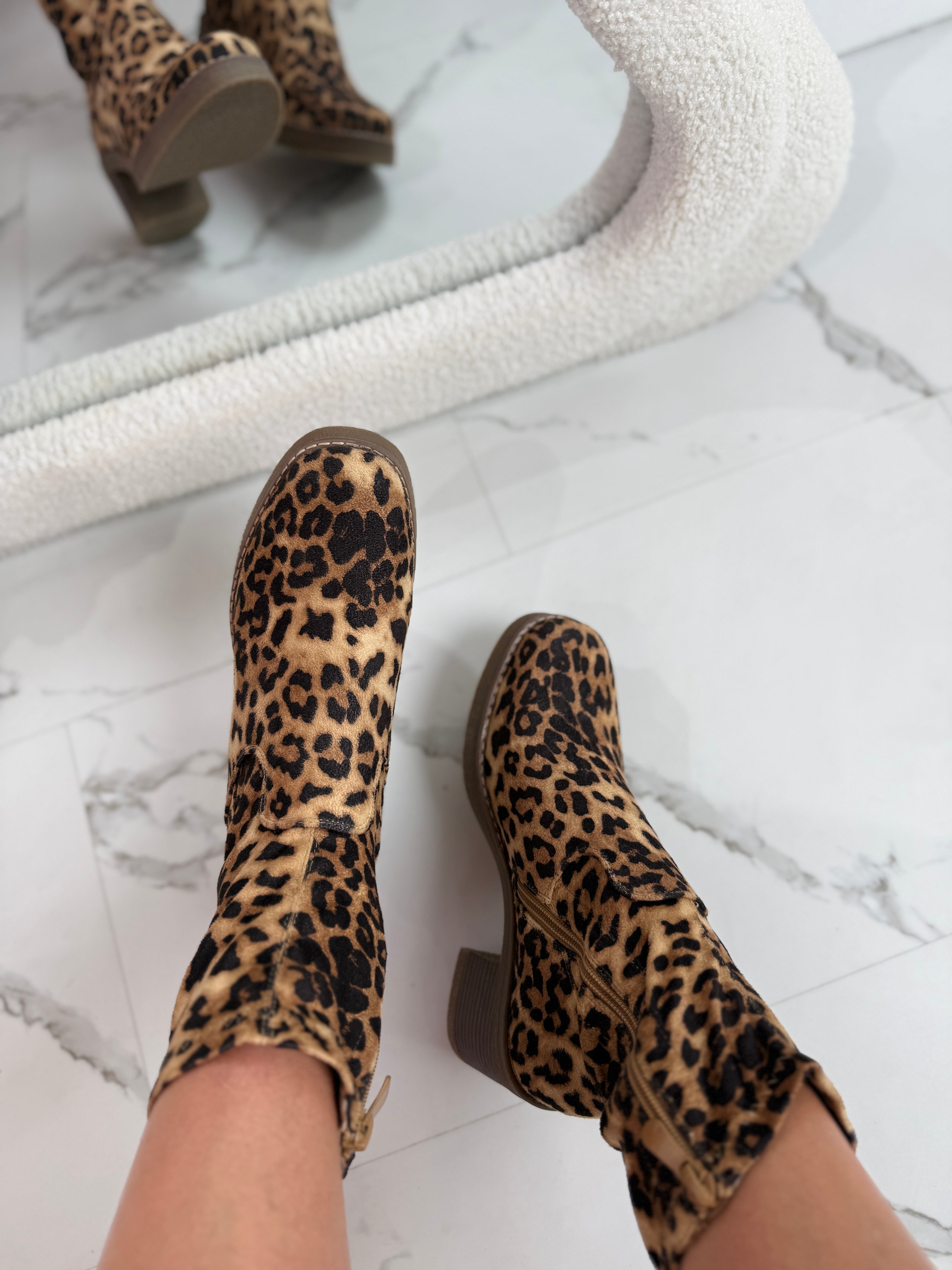 Leo 27 Ankle Boots