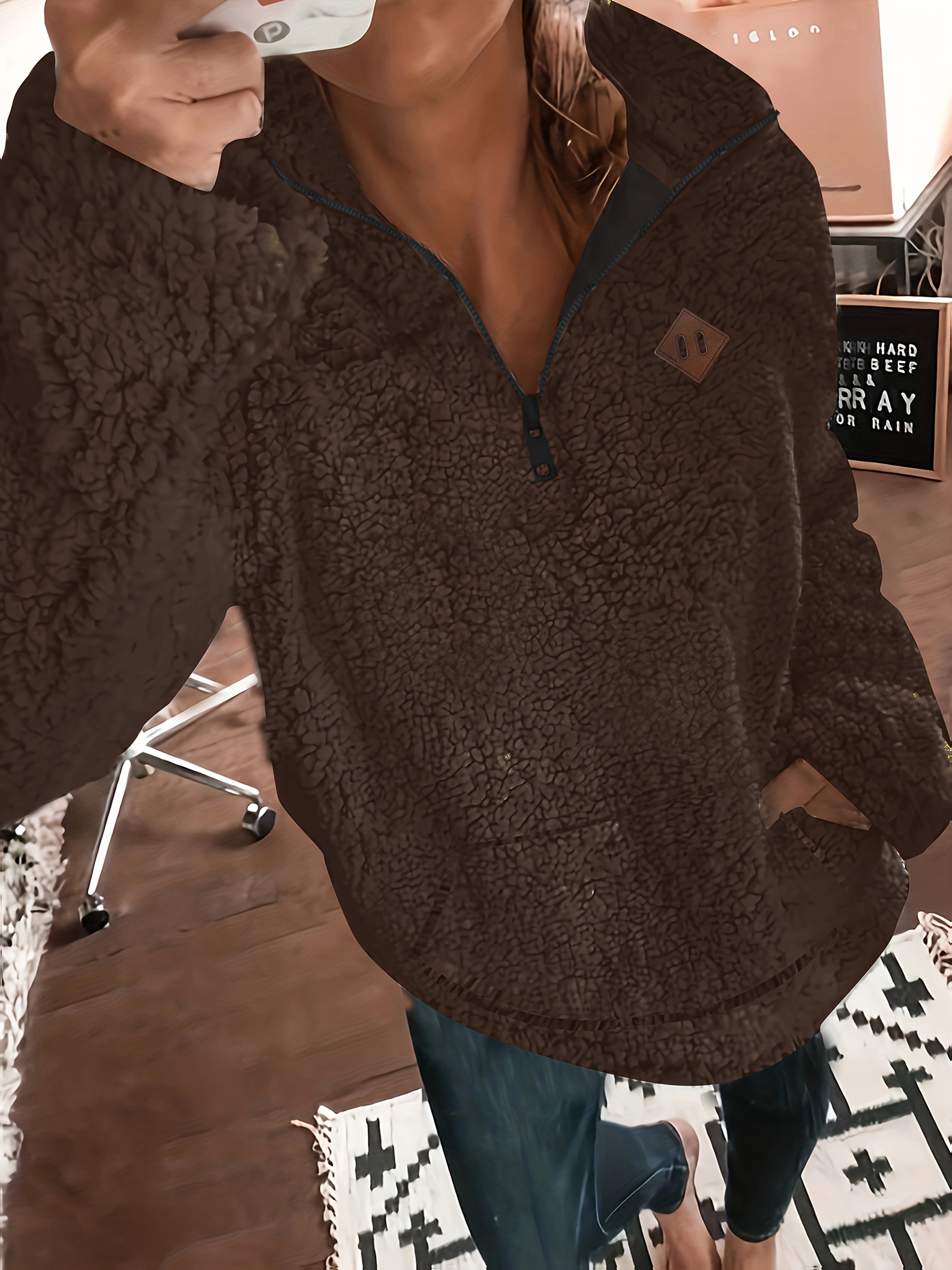 Felicja | Sweter Teddy z Zamkiem