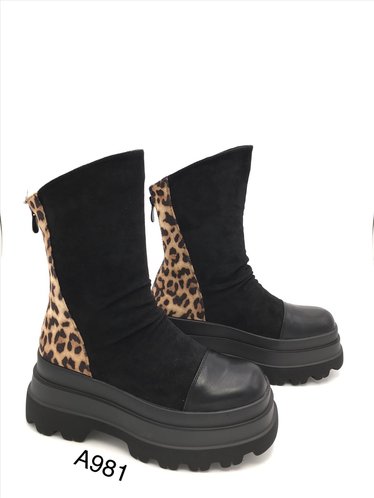 Zenya Leo Ankle Boots