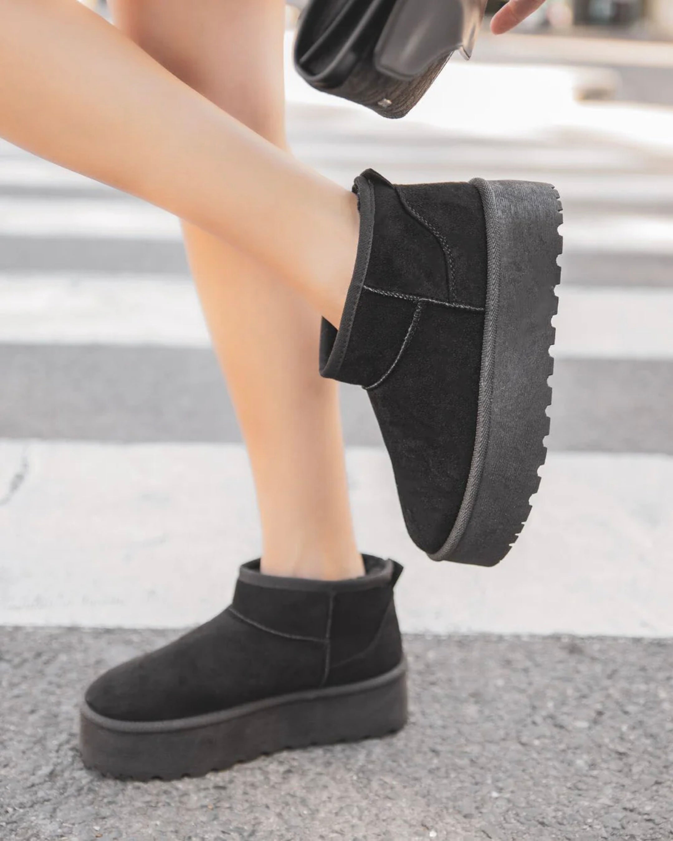 Colinda All Black Ankle Boots
