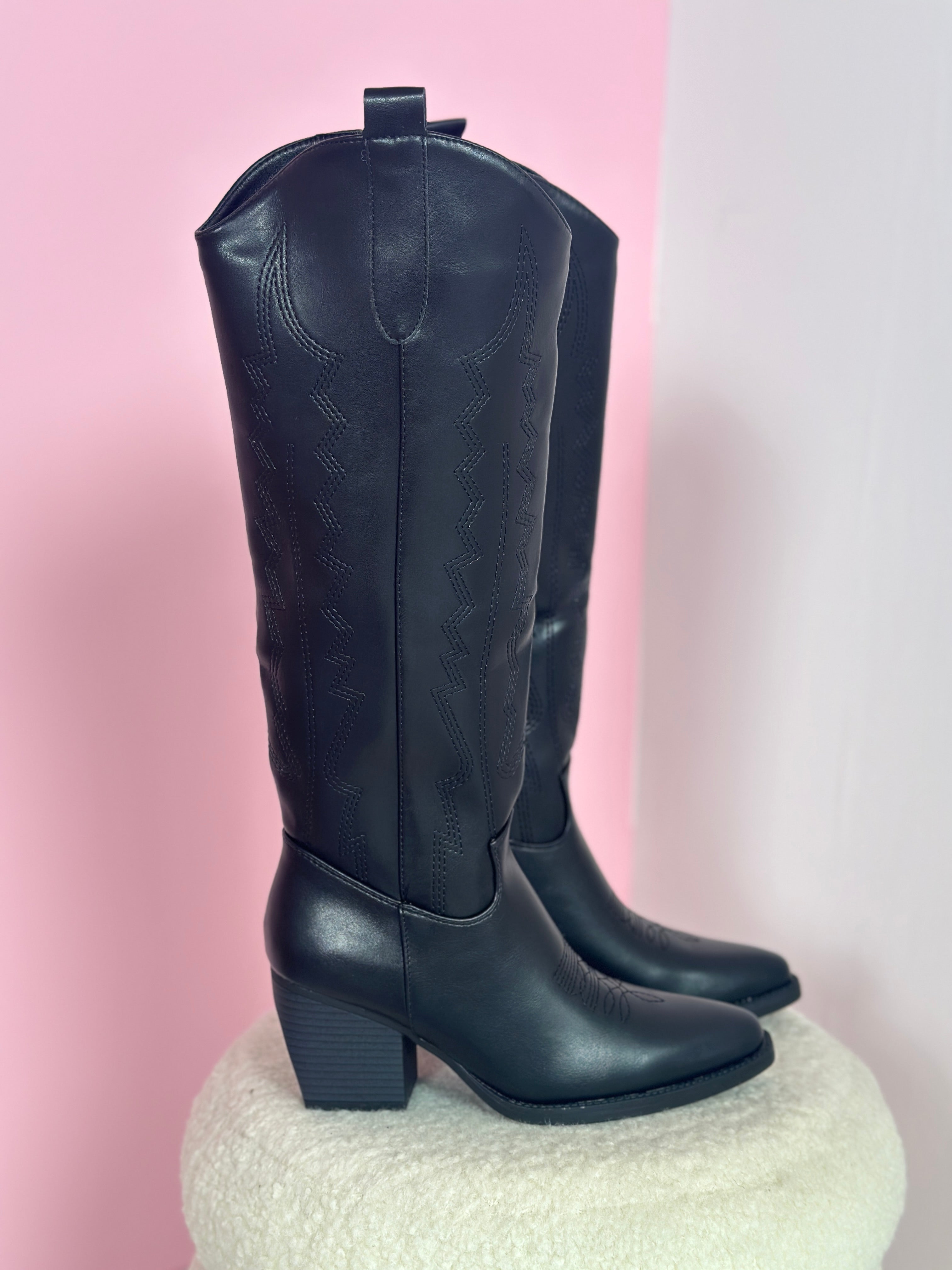 272 Black Ankle Boots